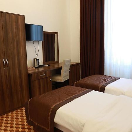باكو Malakan Hotel المظهر الخارجي الصورة